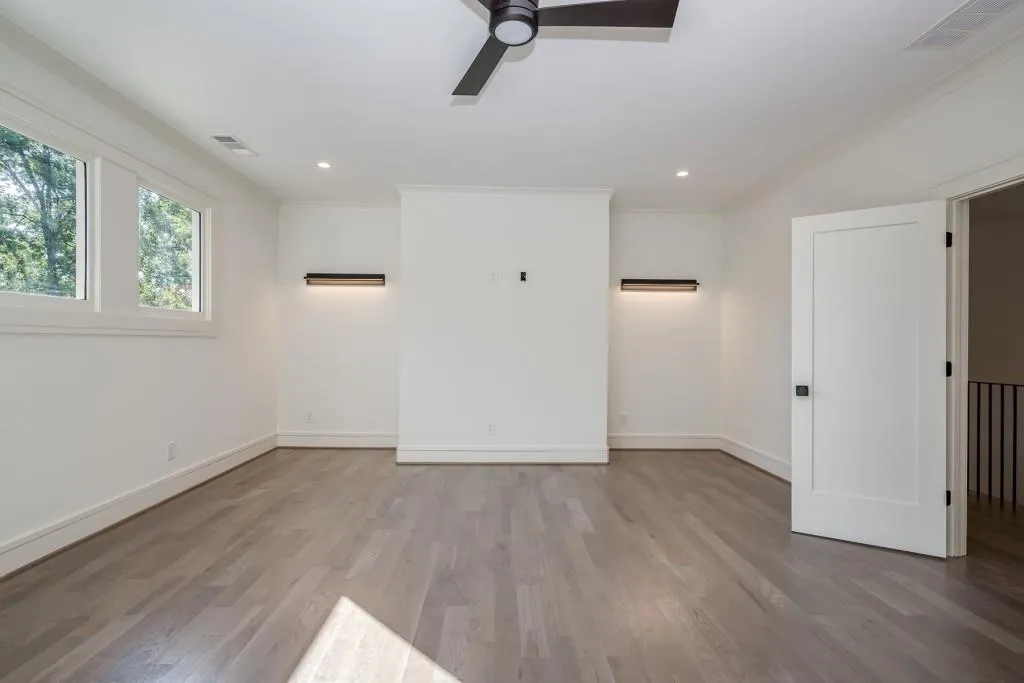 702 Bass Way, Atlanta, Georgia 30328, 5 Bedrooms Bedrooms, ,5 BathroomsBathrooms,Residential,Sold,702 Bass Way,6625264