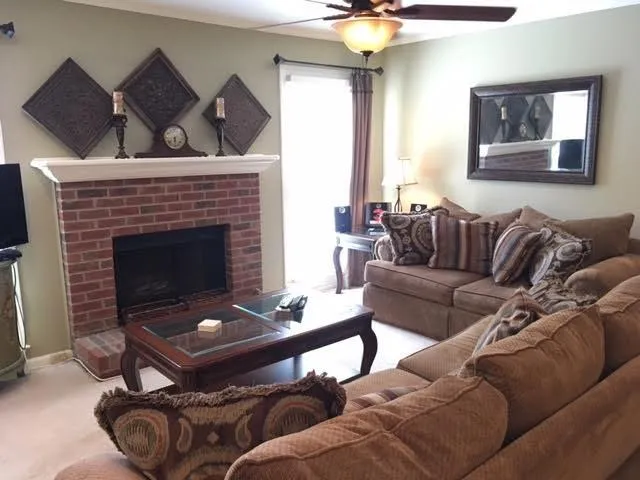 803 Abingdon Way, Atlanta, Georgia 30328, 2 Bedrooms Bedrooms, ,2 BathroomsBathrooms,Residential,Sold,803 Abingdon Way,5816235