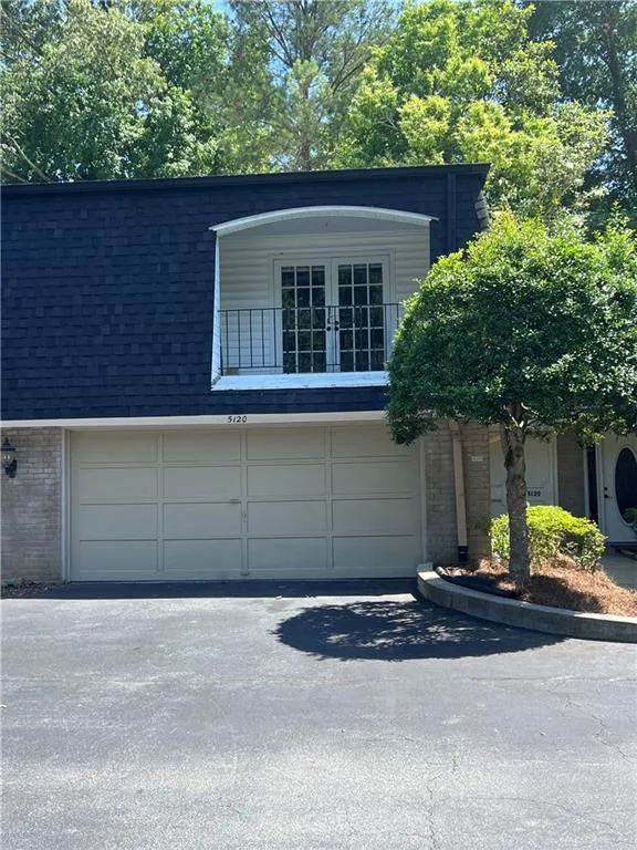 5120 Chemin De Vie, Sandy Springs, Georgia 30342, 3 Bedrooms Bedrooms, ,2 BathroomsBathrooms,Residential,Sold,5120 Chemin De Vie,7212609