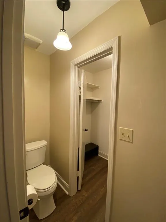 5120 Chemin De Vie, Sandy Springs, Georgia 30342, 3 Bedrooms Bedrooms, ,2 BathroomsBathrooms,Residential,Sold,5120 Chemin De Vie,7212609