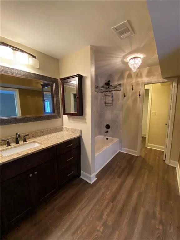 5120 Chemin De Vie, Sandy Springs, Georgia 30342, 3 Bedrooms Bedrooms, ,2 BathroomsBathrooms,Residential,Sold,5120 Chemin De Vie,7212609