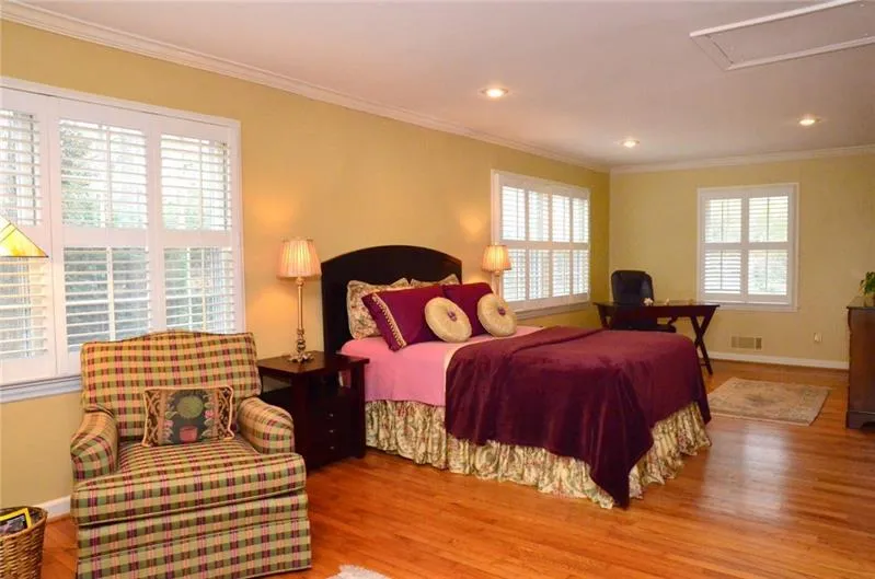 4925 Northway Drive Ne, Atlanta, Georgia 30342, 4 Bedrooms Bedrooms, ,3 BathroomsBathrooms,Residential,Sold,4925 Northway Drive Ne,5965854