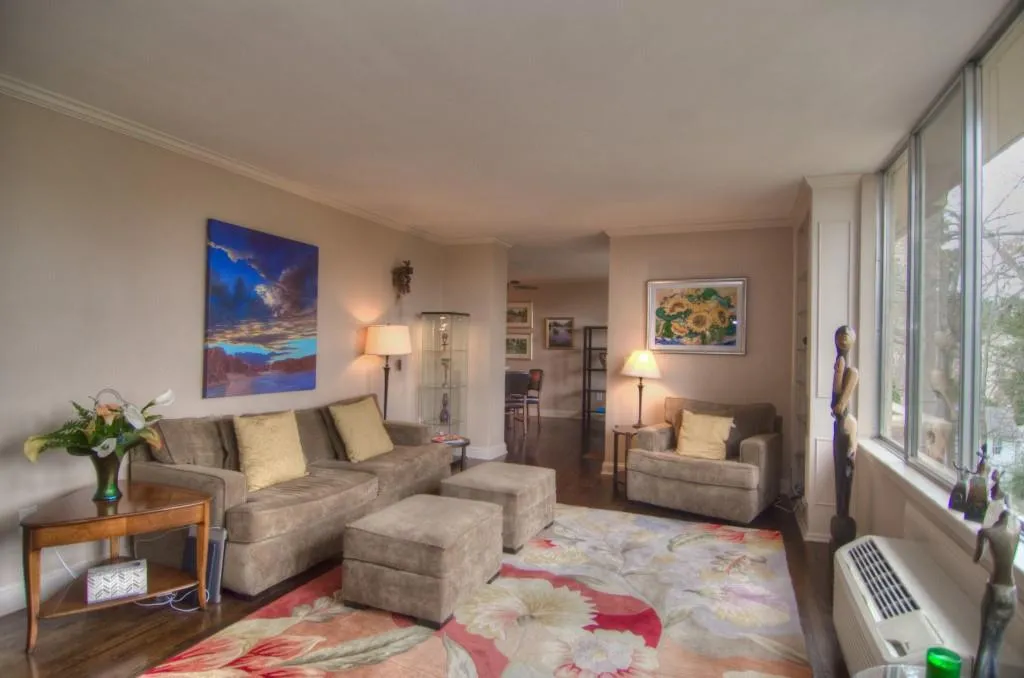 2637 Peachtree Road Ne Unit 310, Atlanta, Georgia 30305, 2 Bedrooms Bedrooms, ,2 BathroomsBathrooms,Residential,Sold,2637 Peachtree Road Ne Unit 310,5786178