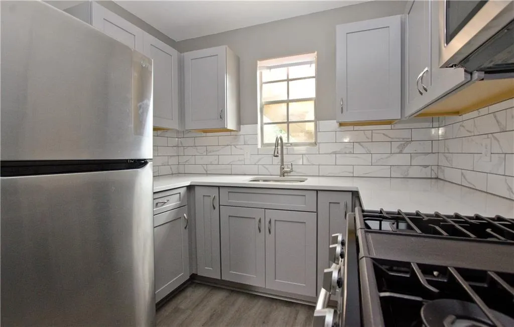 5509 Kingsport Drive, Sandy Springs, Georgia 30342, 2 Bedrooms Bedrooms, ,1 BathroomBathrooms,Residential,Sold,5509 Kingsport Drive,7011951