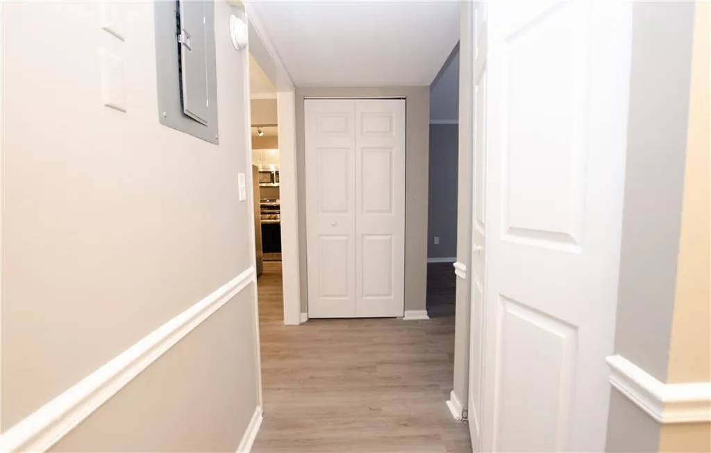 5509 Kingsport Drive, Sandy Springs, Georgia 30342, 2 Bedrooms Bedrooms, ,1 BathroomBathrooms,Residential,Sold,5509 Kingsport Drive,7011951