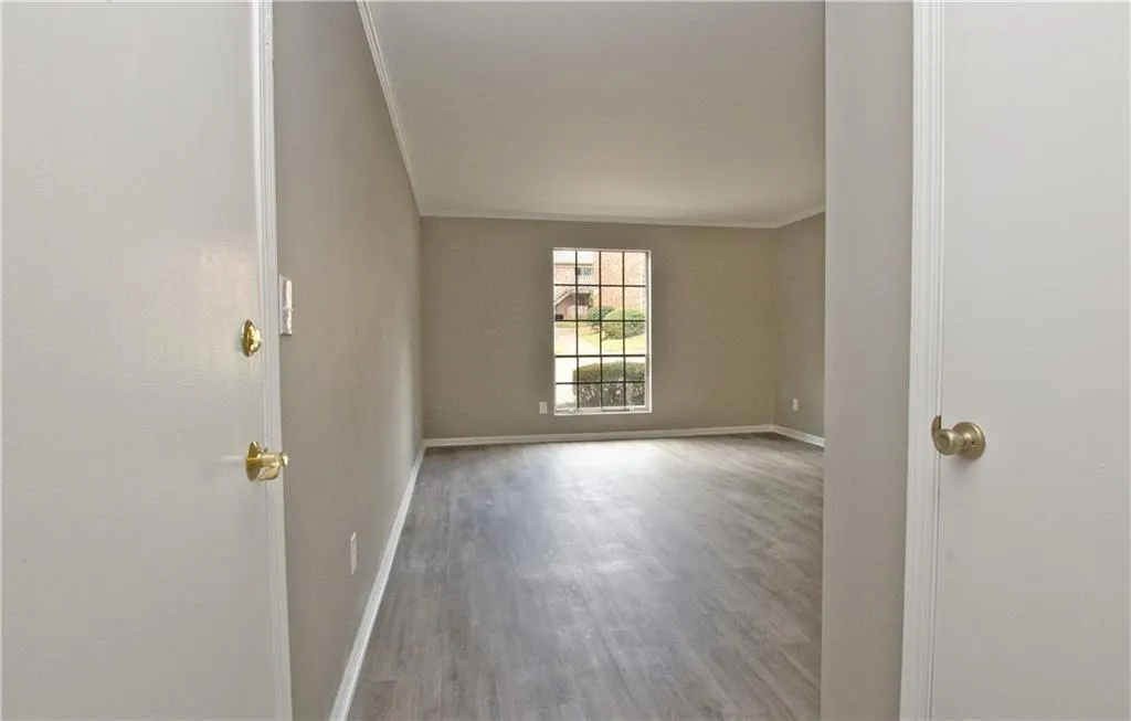 5509 Kingsport Drive, Sandy Springs, Georgia 30342, 2 Bedrooms Bedrooms, ,1 BathroomBathrooms,Residential,Sold,5509 Kingsport Drive,7011951