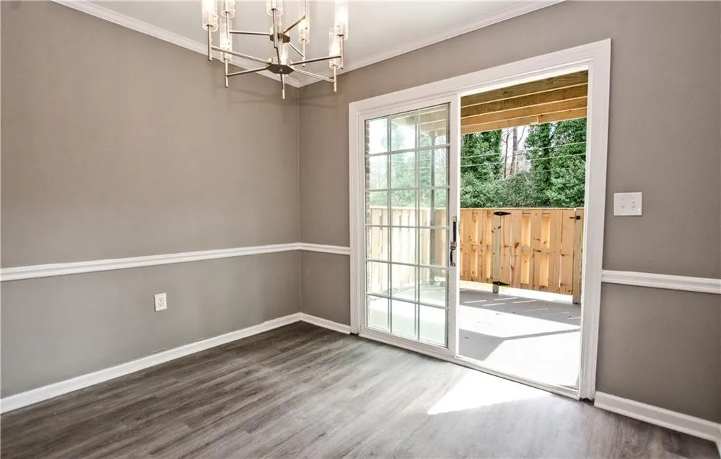 5509 Kingsport Drive, Sandy Springs, Georgia 30342, 2 Bedrooms Bedrooms, ,1 BathroomBathrooms,Residential,Sold,5509 Kingsport Drive,7011951