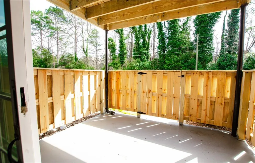 5509 Kingsport Drive, Sandy Springs, Georgia 30342, 2 Bedrooms Bedrooms, ,1 BathroomBathrooms,Residential,Sold,5509 Kingsport Drive,7011951