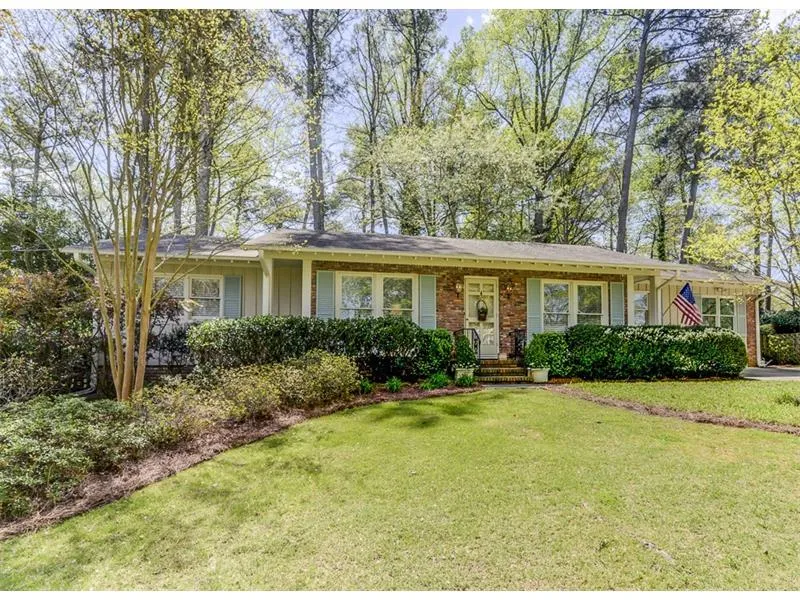 365 Pine Forest Road Ne, Sandy Springs, Georgia 30342, 3 Bedrooms Bedrooms, ,2 BathroomsBathrooms,Residential,Sold,365 Pine Forest Road Ne,5953650