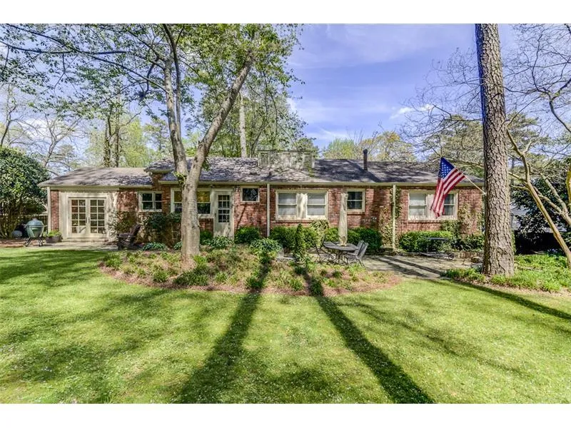 365 Pine Forest Road Ne, Sandy Springs, Georgia 30342, 3 Bedrooms Bedrooms, ,2 BathroomsBathrooms,Residential,Sold,365 Pine Forest Road Ne,5953650