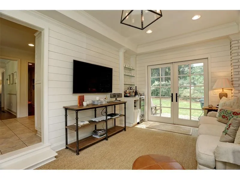 365 Pine Forest Road Ne, Sandy Springs, Georgia 30342, 3 Bedrooms Bedrooms, ,2 BathroomsBathrooms,Residential,Sold,365 Pine Forest Road Ne,5953650