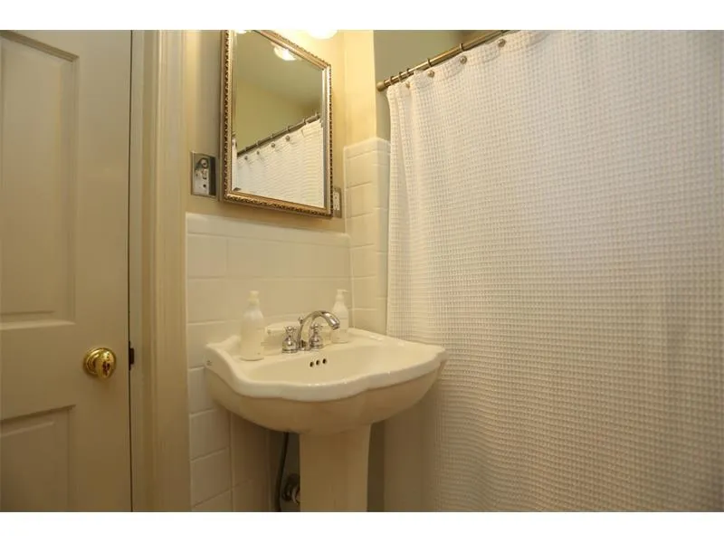 365 Pine Forest Road Ne, Sandy Springs, Georgia 30342, 3 Bedrooms Bedrooms, ,2 BathroomsBathrooms,Residential,Sold,365 Pine Forest Road Ne,5953650