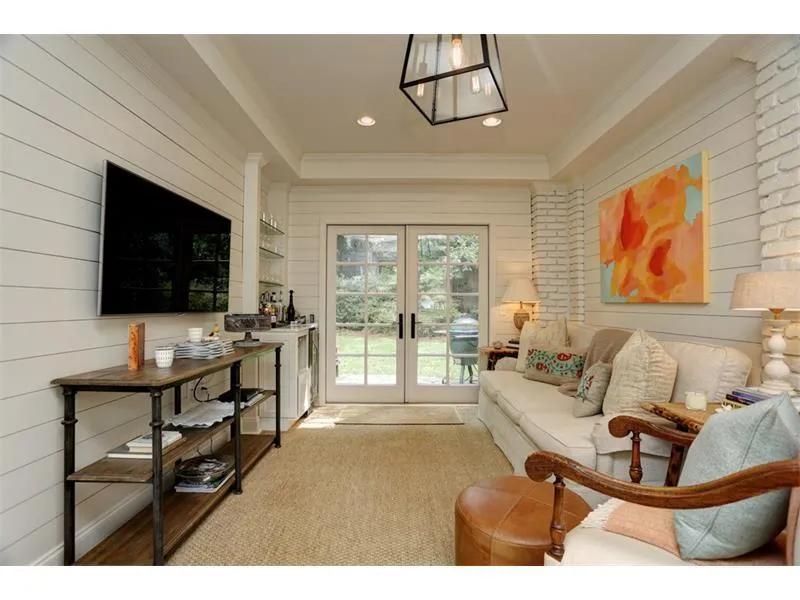 365 Pine Forest Road Ne, Sandy Springs, Georgia 30342, 3 Bedrooms Bedrooms, ,2 BathroomsBathrooms,Residential,Sold,365 Pine Forest Road Ne,5953650