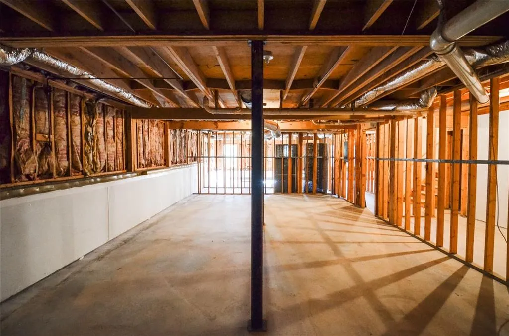 175 Belmont Trace, Sandy Springs, Georgia 30328, 3 Bedrooms Bedrooms, ,2 BathroomsBathrooms,Residential,Sold,175 Belmont Trace,7347192