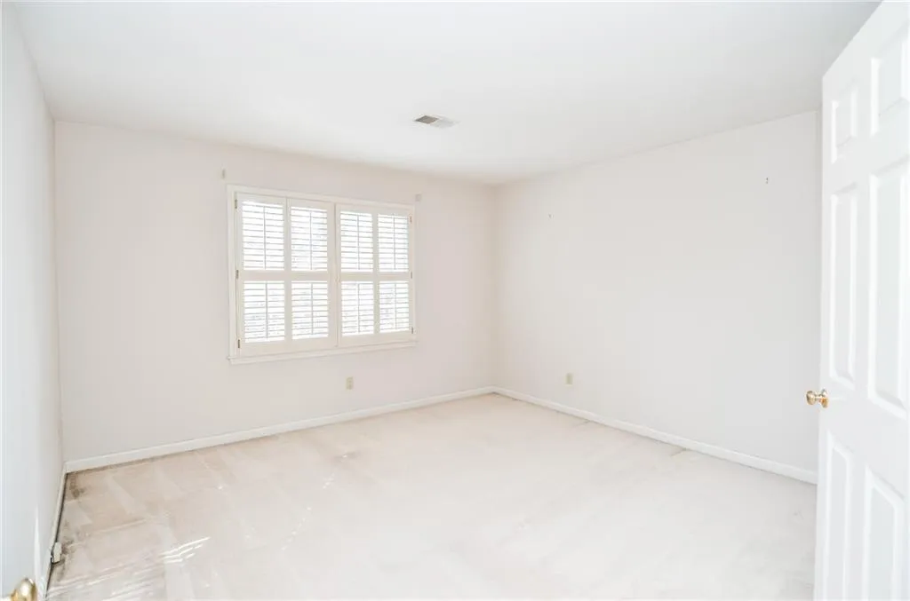 175 Belmont Trace, Sandy Springs, Georgia 30328, 3 Bedrooms Bedrooms, ,2 BathroomsBathrooms,Residential,Sold,175 Belmont Trace,7347192