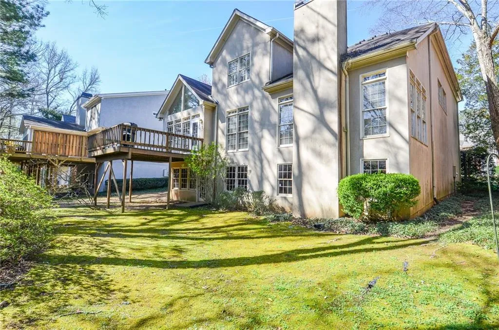 175 Belmont Trace, Sandy Springs, Georgia 30328, 3 Bedrooms Bedrooms, ,2 BathroomsBathrooms,Residential,Sold,175 Belmont Trace,7347192