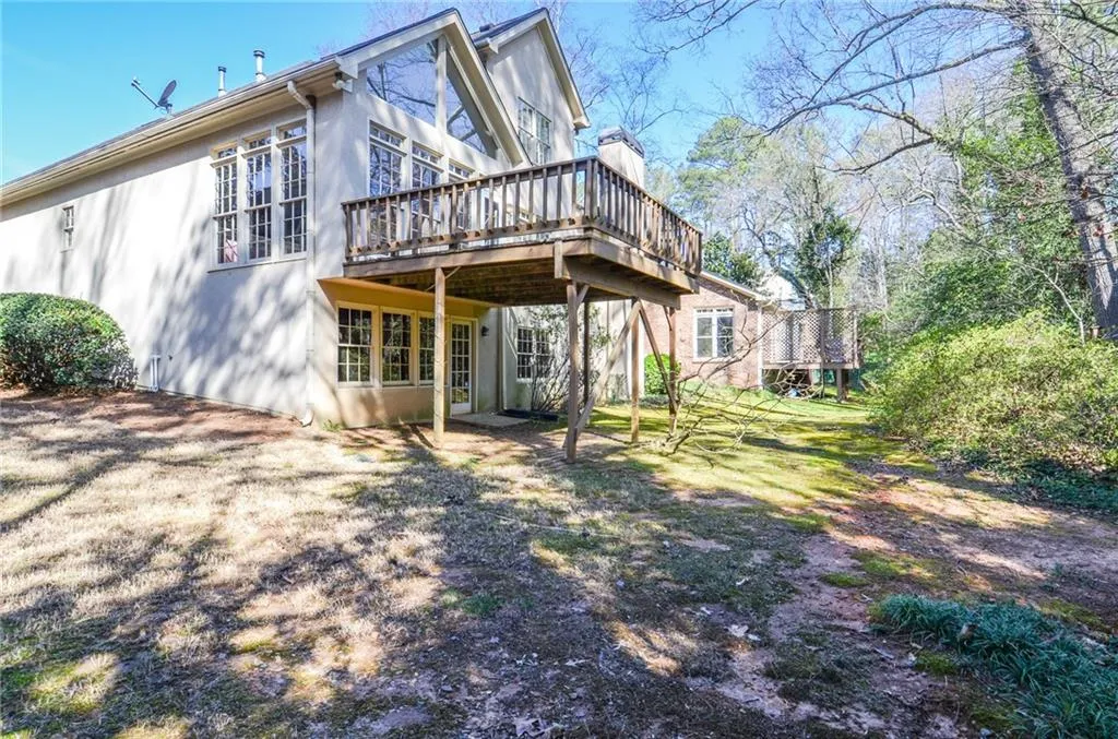 175 Belmont Trace, Sandy Springs, Georgia 30328, 3 Bedrooms Bedrooms, ,2 BathroomsBathrooms,Residential,Sold,175 Belmont Trace,7347192