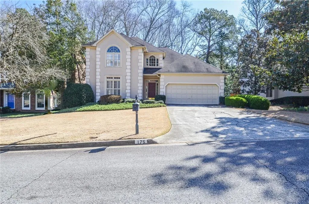 175 Belmont Trace, Sandy Springs, Georgia 30328, 3 Bedrooms Bedrooms, ,2 BathroomsBathrooms,Residential,Sold,175 Belmont Trace,7347192