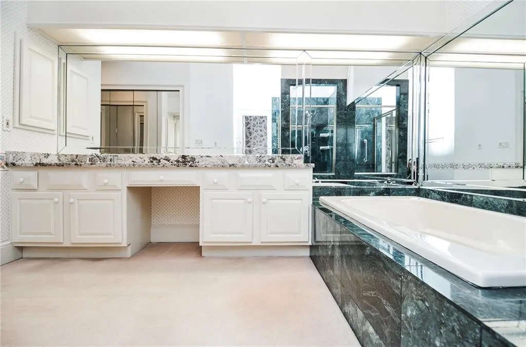 175 Belmont Trace, Sandy Springs, Georgia 30328, 3 Bedrooms Bedrooms, ,2 BathroomsBathrooms,Residential,Sold,175 Belmont Trace,7347192