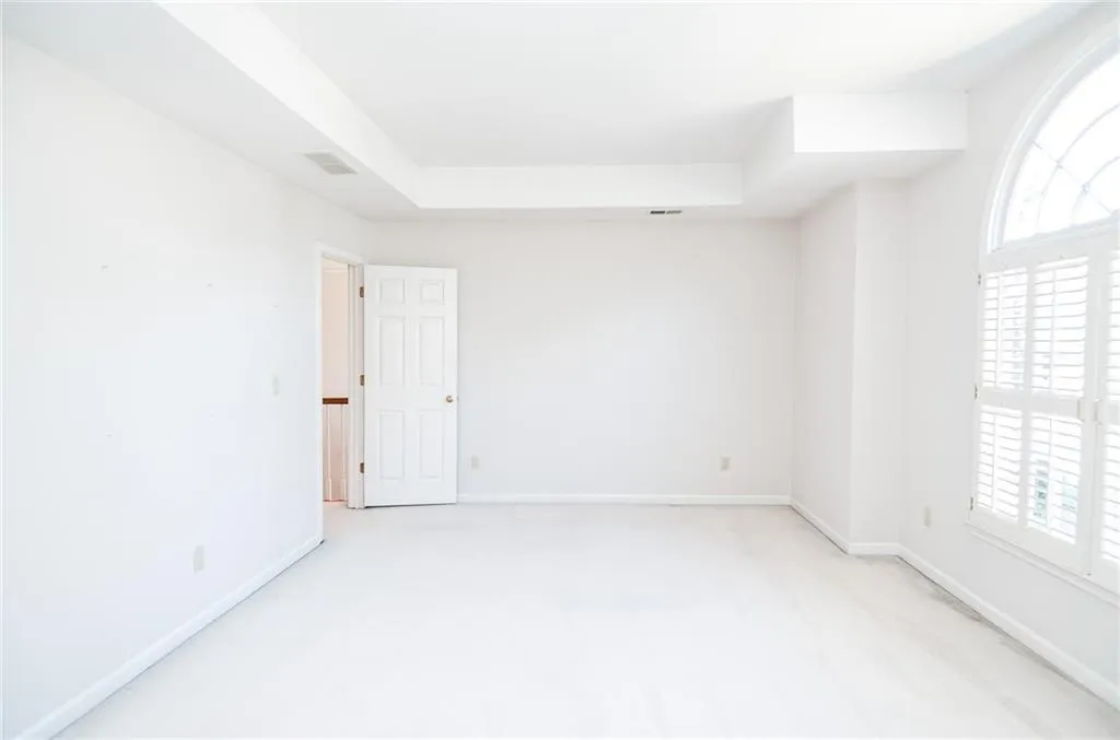 175 Belmont Trace, Sandy Springs, Georgia 30328, 3 Bedrooms Bedrooms, ,2 BathroomsBathrooms,Residential,Sold,175 Belmont Trace,7347192