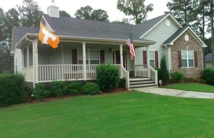 330 Lamar Lane, Covington, Georgia 30016