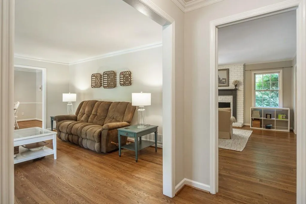 7290 Wynhill Drive, Sandy Springs, Georgia 30328, 4 Bedrooms Bedrooms, ,3 BathroomsBathrooms,Residential,Sold,7290 Wynhill Drive,6595845