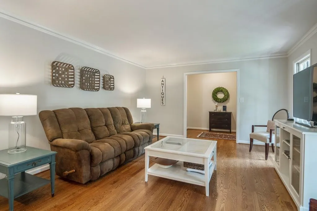 7290 Wynhill Drive, Sandy Springs, Georgia 30328, 4 Bedrooms Bedrooms, ,3 BathroomsBathrooms,Residential,Sold,7290 Wynhill Drive,6595845