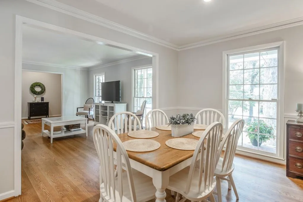 7290 Wynhill Drive, Sandy Springs, Georgia 30328, 4 Bedrooms Bedrooms, ,3 BathroomsBathrooms,Residential,Sold,7290 Wynhill Drive,6595845