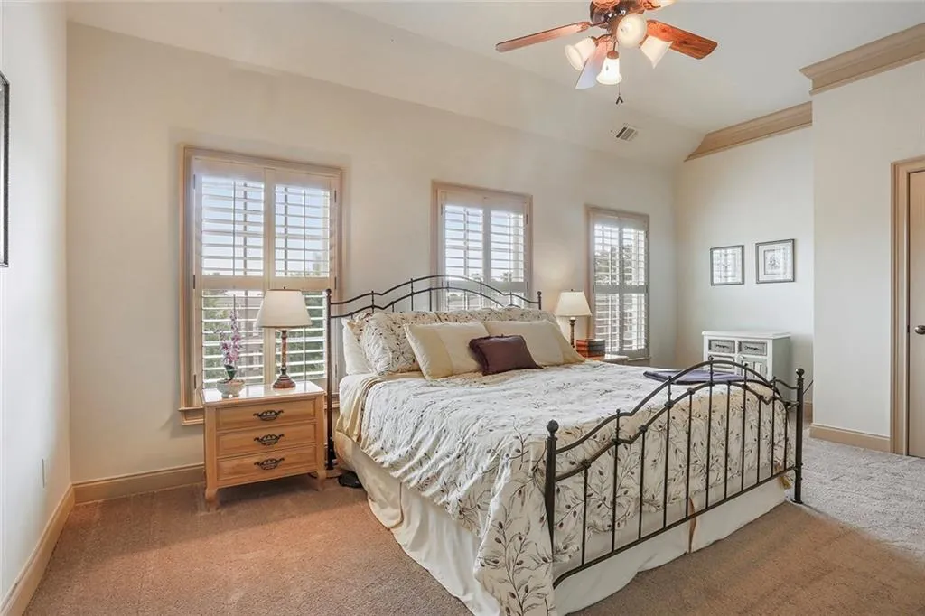 961 Persimmon Point, Atlanta, Georgia 30328, 2 Bedrooms Bedrooms, ,3 BathroomsBathrooms,Residential,Sold,961 Persimmon Point,6027947