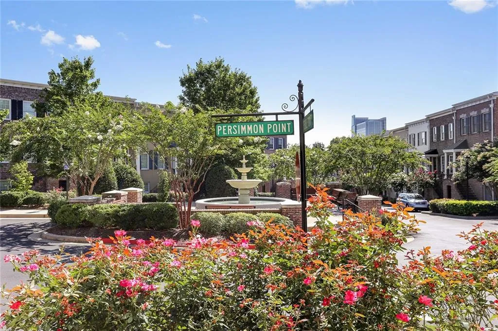 961 Persimmon Point, Atlanta, Georgia 30328, 2 Bedrooms Bedrooms, ,3 BathroomsBathrooms,Residential,Sold,961 Persimmon Point,6027947