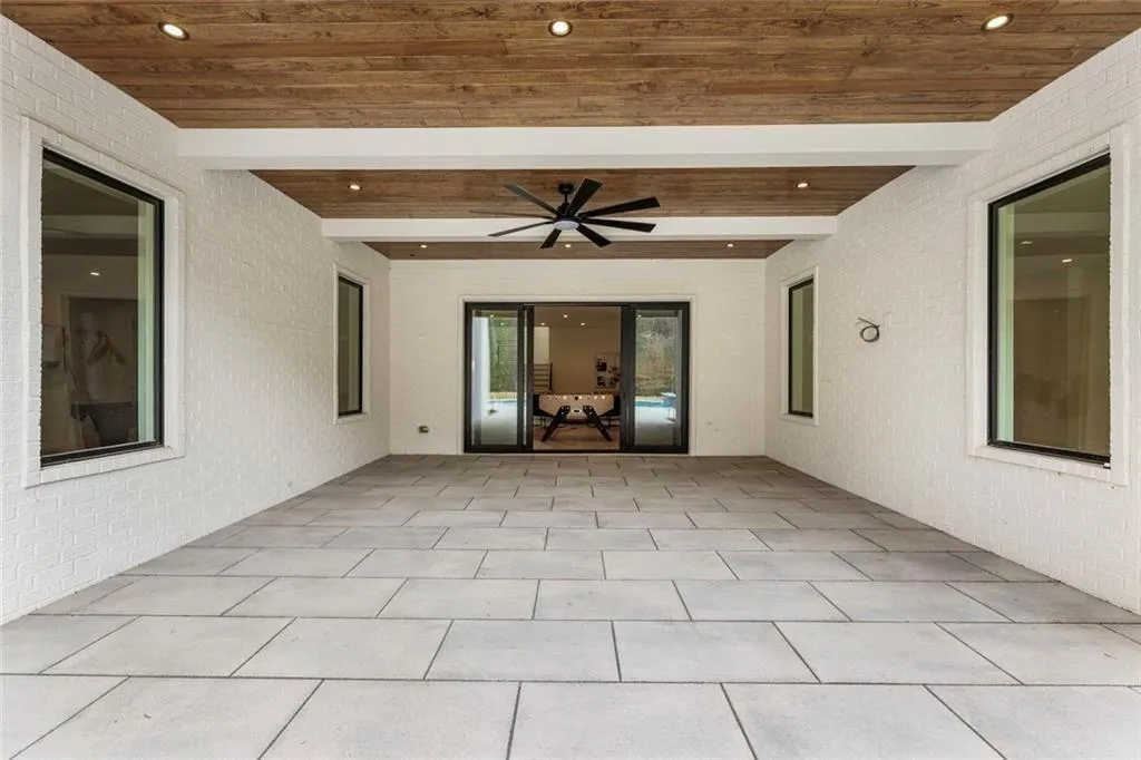 Terrace Level Outdoor Entertaining