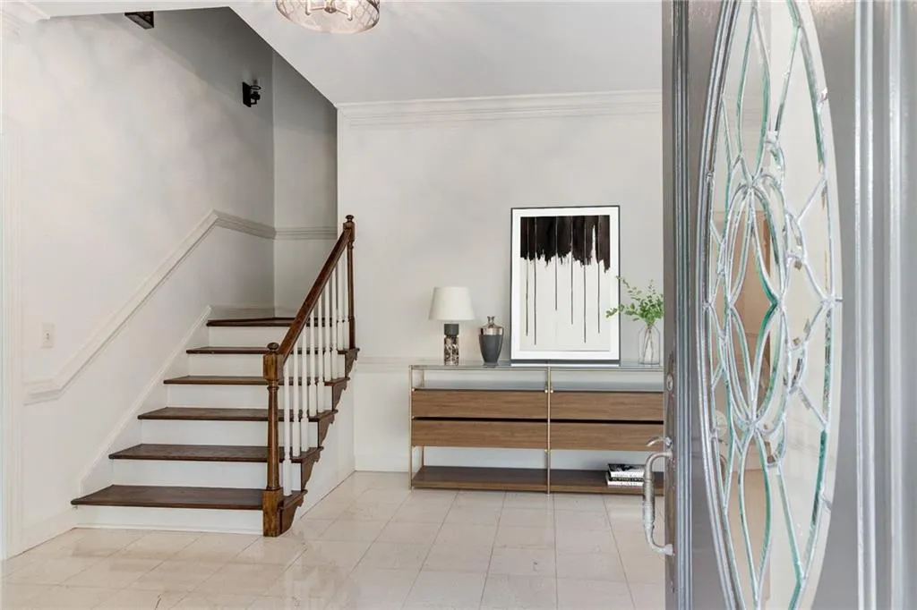 405 Ferry Landing Nw, Sandy Springs, Georgia 30328, 4 Bedrooms Bedrooms, ,3 BathroomsBathrooms,Residential,Sold,405 Ferry Landing Nw,7111822