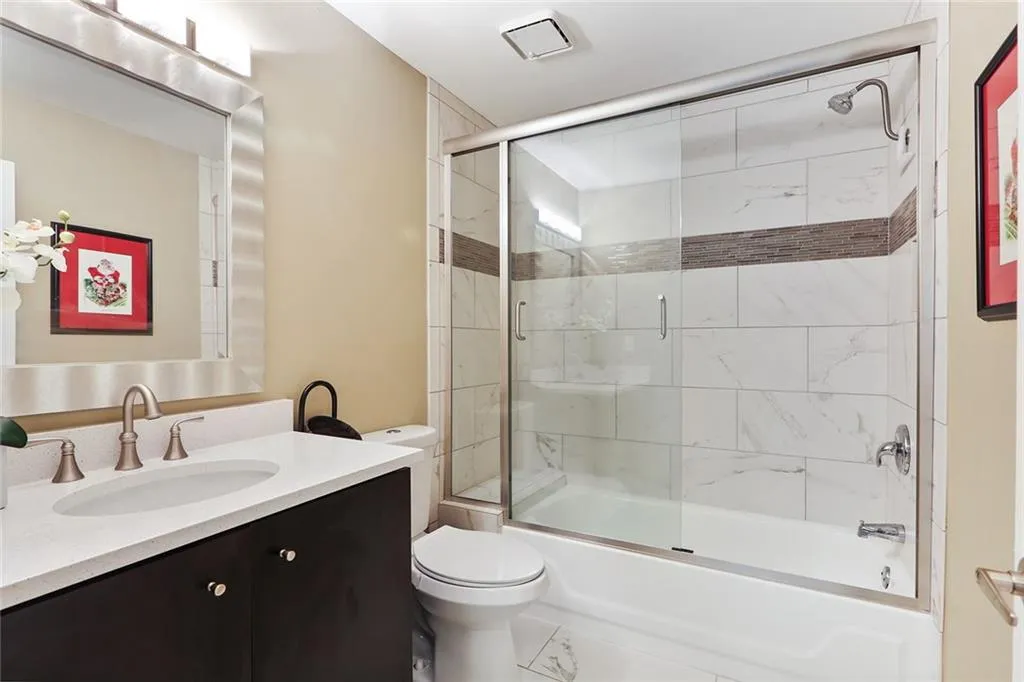 37 Dunwoody Springs Drive, Atlanta, Georgia 30328, 2 Bedrooms Bedrooms, ,2 BathroomsBathrooms,Residential,Sold,37 Dunwoody Springs Drive,6053951