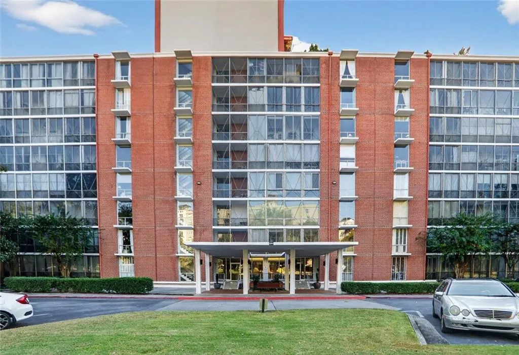 130 26th Street Nw Unit 804, Atlanta, Georgia 30309, 1 Bedroom Bedrooms, 0 ,1 BathroomBathrooms,Residential,For Sale,130 26th Street Nw Unit 804,7724668