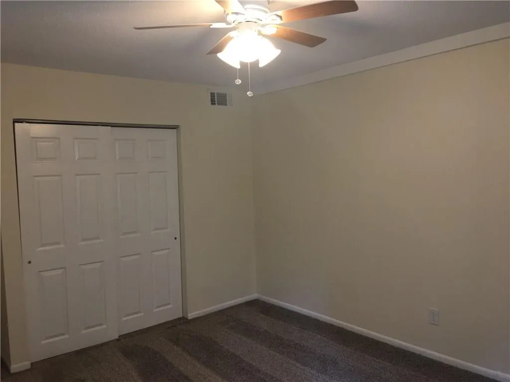 5095 Roswell Road Unit 105, Atlanta, Georgia 30342, 2 Bedrooms Bedrooms, ,2 BathroomsBathrooms,Residential,Sold,5095 Roswell Road Unit 105,6026590