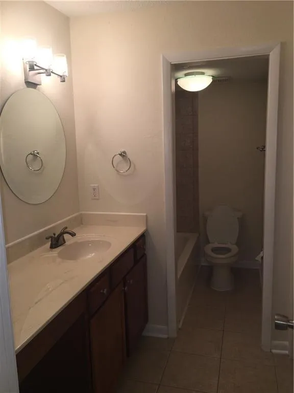 5095 Roswell Road Unit 105, Atlanta, Georgia 30342, 2 Bedrooms Bedrooms, ,2 BathroomsBathrooms,Residential,Sold,5095 Roswell Road Unit 105,6026590