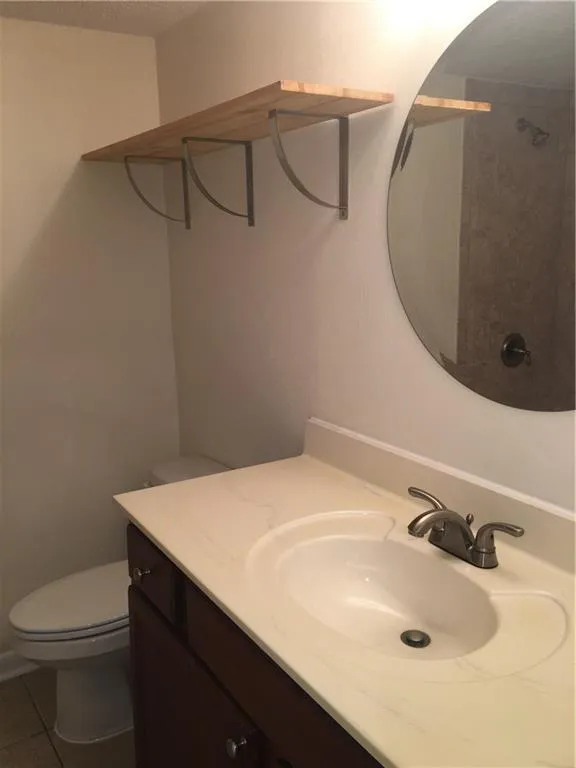 5095 Roswell Road Unit 105, Atlanta, Georgia 30342, 2 Bedrooms Bedrooms, ,2 BathroomsBathrooms,Residential,Sold,5095 Roswell Road Unit 105,6026590
