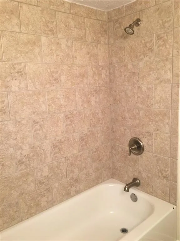 5095 Roswell Road Unit 105, Atlanta, Georgia 30342, 2 Bedrooms Bedrooms, ,2 BathroomsBathrooms,Residential,Sold,5095 Roswell Road Unit 105,6026590