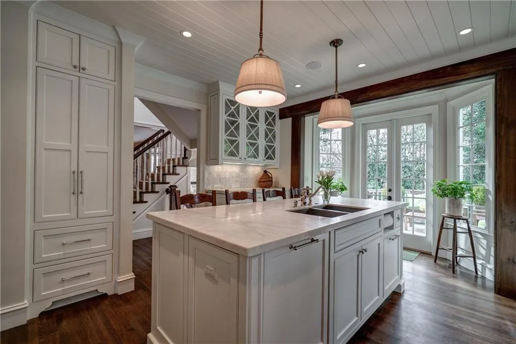 2864 Arden Road Nw, Atlanta, Georgia 30327, 5 Bedrooms Bedrooms, ,5 BathroomsBathrooms,Residential,Sold,2864 Arden Road Nw,5792574