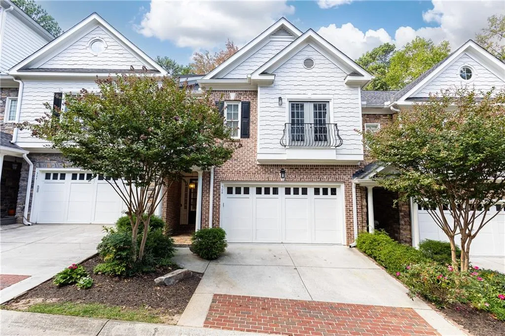 5492 Glenridge Drive Unit 508, Atlanta, Georgia 30342, 4 Bedrooms Bedrooms, ,3 BathroomsBathrooms,Residential,Sold,5492 Glenridge Drive Unit 508,7476470