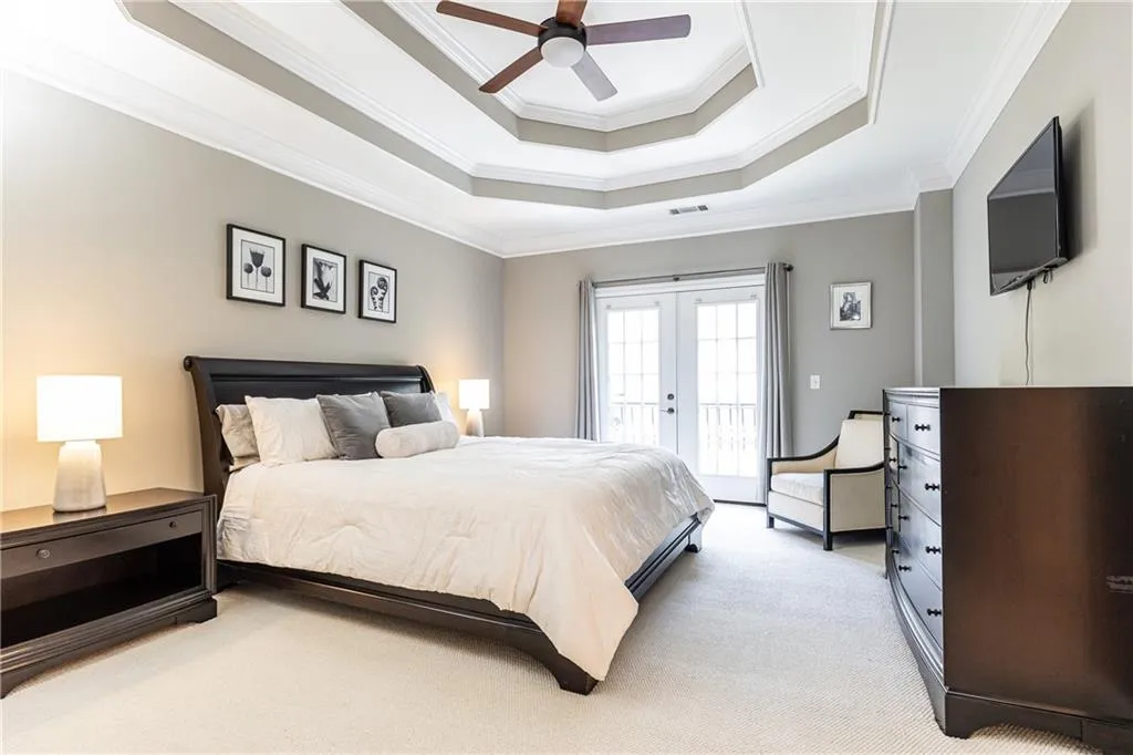 5492 Glenridge Drive Unit 508, Atlanta, Georgia 30342, 4 Bedrooms Bedrooms, ,3 BathroomsBathrooms,Residential,Sold,5492 Glenridge Drive Unit 508,7476470