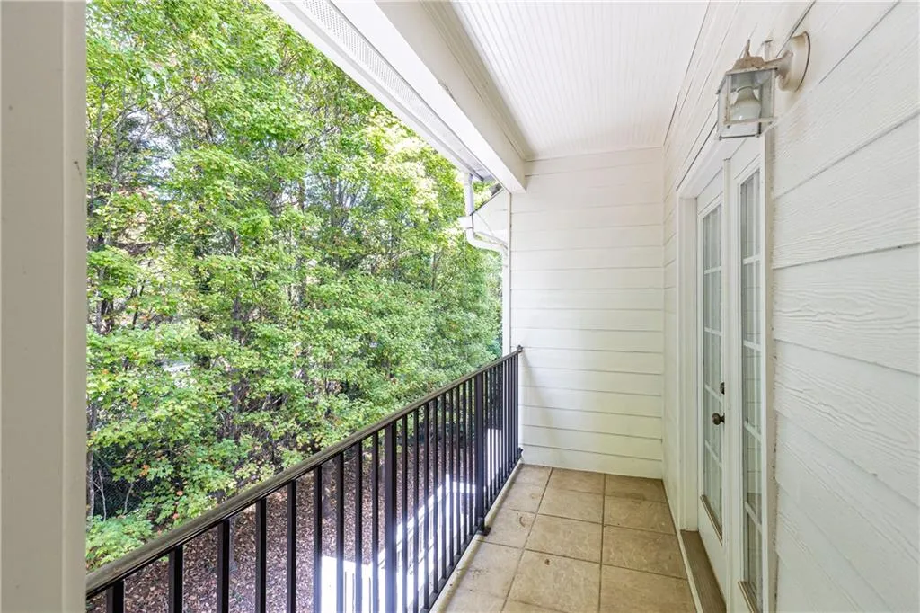 5492 Glenridge Drive Unit 508, Atlanta, Georgia 30342, 4 Bedrooms Bedrooms, ,3 BathroomsBathrooms,Residential,Sold,5492 Glenridge Drive Unit 508,7476470