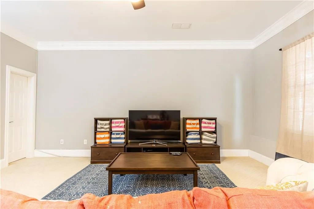 5492 Glenridge Drive Unit 508, Atlanta, Georgia 30342, 4 Bedrooms Bedrooms, ,3 BathroomsBathrooms,Residential,Sold,5492 Glenridge Drive Unit 508,7476470