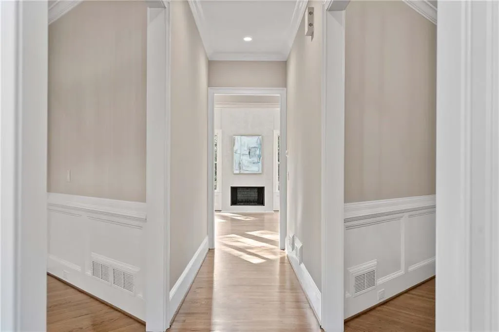 5027 Green Pine Drive, Atlanta, Georgia 30342, 5 Bedrooms Bedrooms, ,5 BathroomsBathrooms,Residential,For Sale,5027 Green Pine Drive,7670381