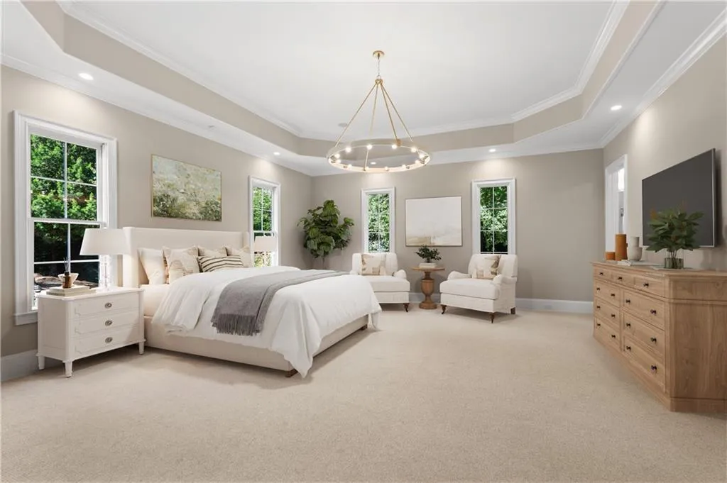 5027 Green Pine Drive, Atlanta, Georgia 30342, 5 Bedrooms Bedrooms, ,5 BathroomsBathrooms,Residential,For Sale,5027 Green Pine Drive,7670381