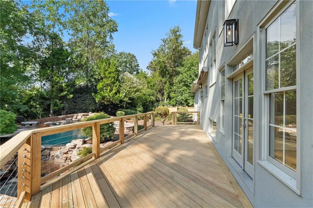 5027 Green Pine Drive, Atlanta, Georgia 30342, 5 Bedrooms Bedrooms, ,5 BathroomsBathrooms,Residential,For Sale,5027 Green Pine Drive,7670381