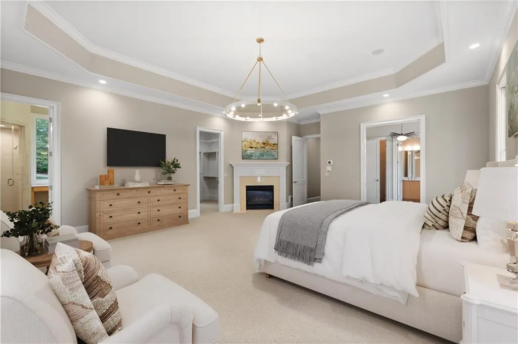 5027 Green Pine Drive, Atlanta, Georgia 30342, 5 Bedrooms Bedrooms, ,5 BathroomsBathrooms,Residential,For Sale,5027 Green Pine Drive,7670381