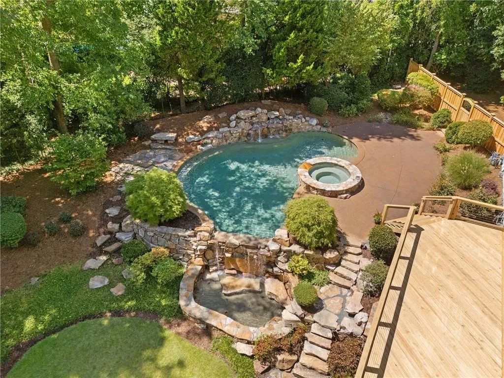 5027 Green Pine Drive, Atlanta, Georgia 30342, 5 Bedrooms Bedrooms, ,5 BathroomsBathrooms,Residential,For Sale,5027 Green Pine Drive,7670381