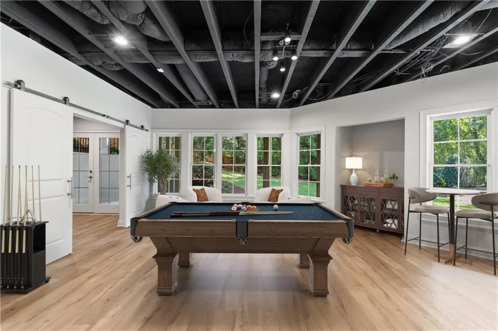 5027 Green Pine Drive, Atlanta, Georgia 30342, 5 Bedrooms Bedrooms, ,5 BathroomsBathrooms,Residential,For Sale,5027 Green Pine Drive,7670381