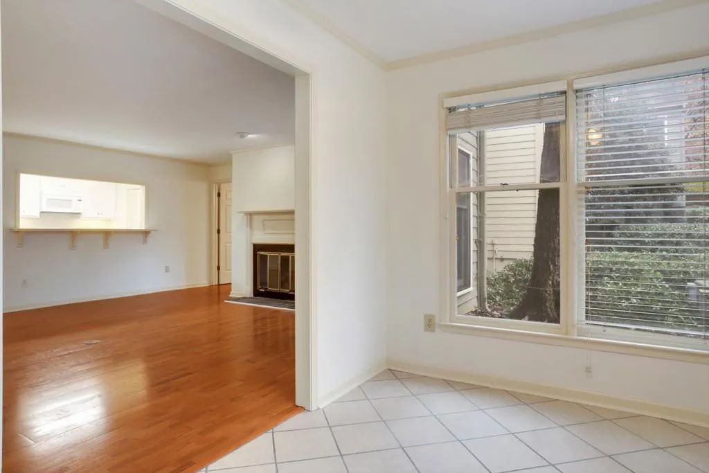 301 Bainbridge Drive Unit 301, Atlanta, Georgia 30327, 2 Bedrooms Bedrooms, ,2 BathroomsBathrooms,Residential,Sold,301 Bainbridge Drive Unit 301,5628520